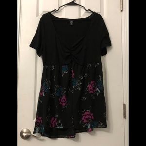 Torrid Size 2 Floral and Black Top